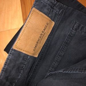 Men’s grey American Eagle size 30 x 32 pants